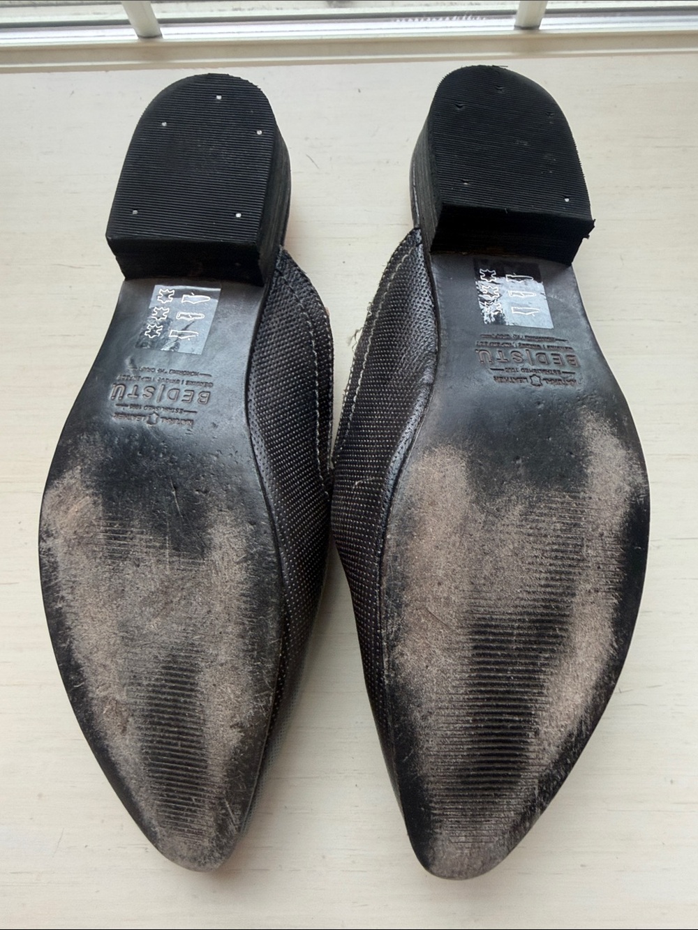 Bed Stu Black Genuine Leather Pointed Toe Mule Clogs Women’s 8.5 - Picture 9 of 10